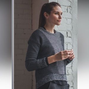 Lululemon Yogi Crew Sweater Black / Heathered Light Grey sz 8.
